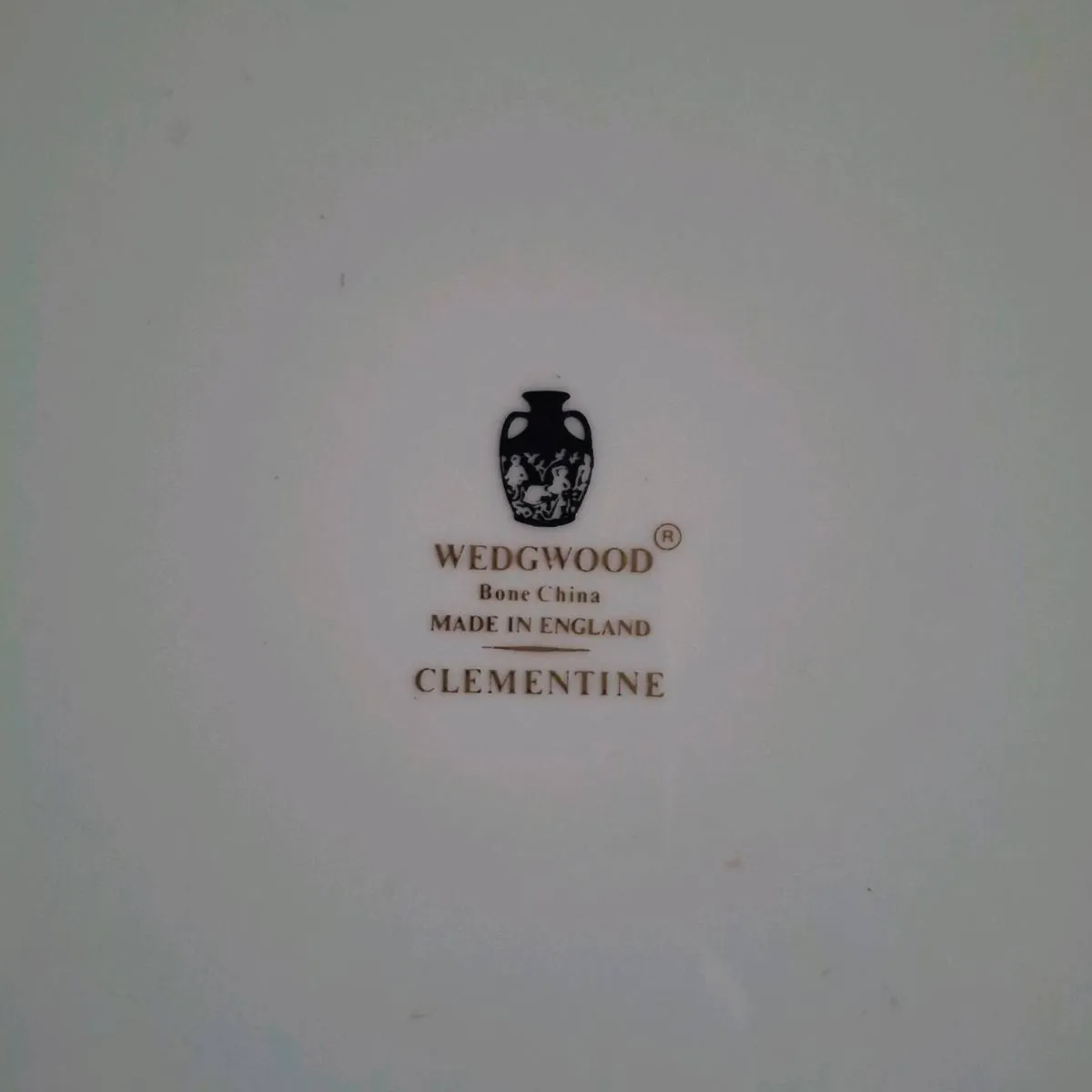 Wedgwood Clementine Plate - Image 4