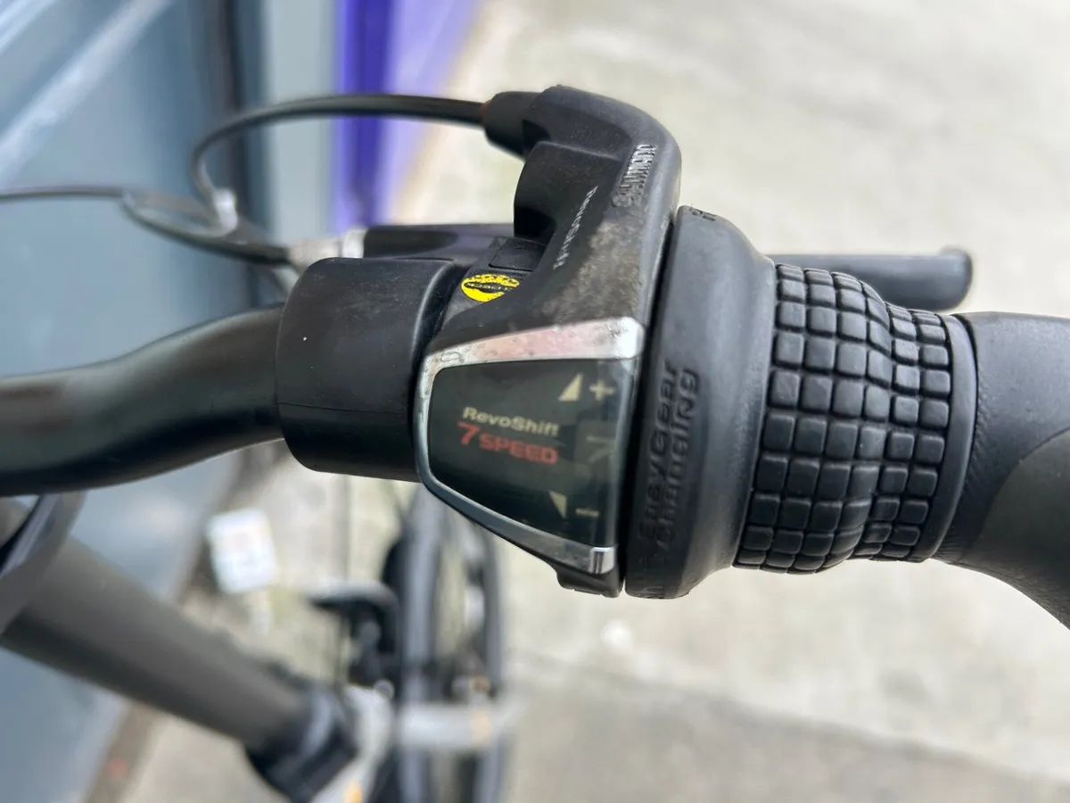 Raleigh Folding ❗️Open 7 days of the week ❗️ - Image 2