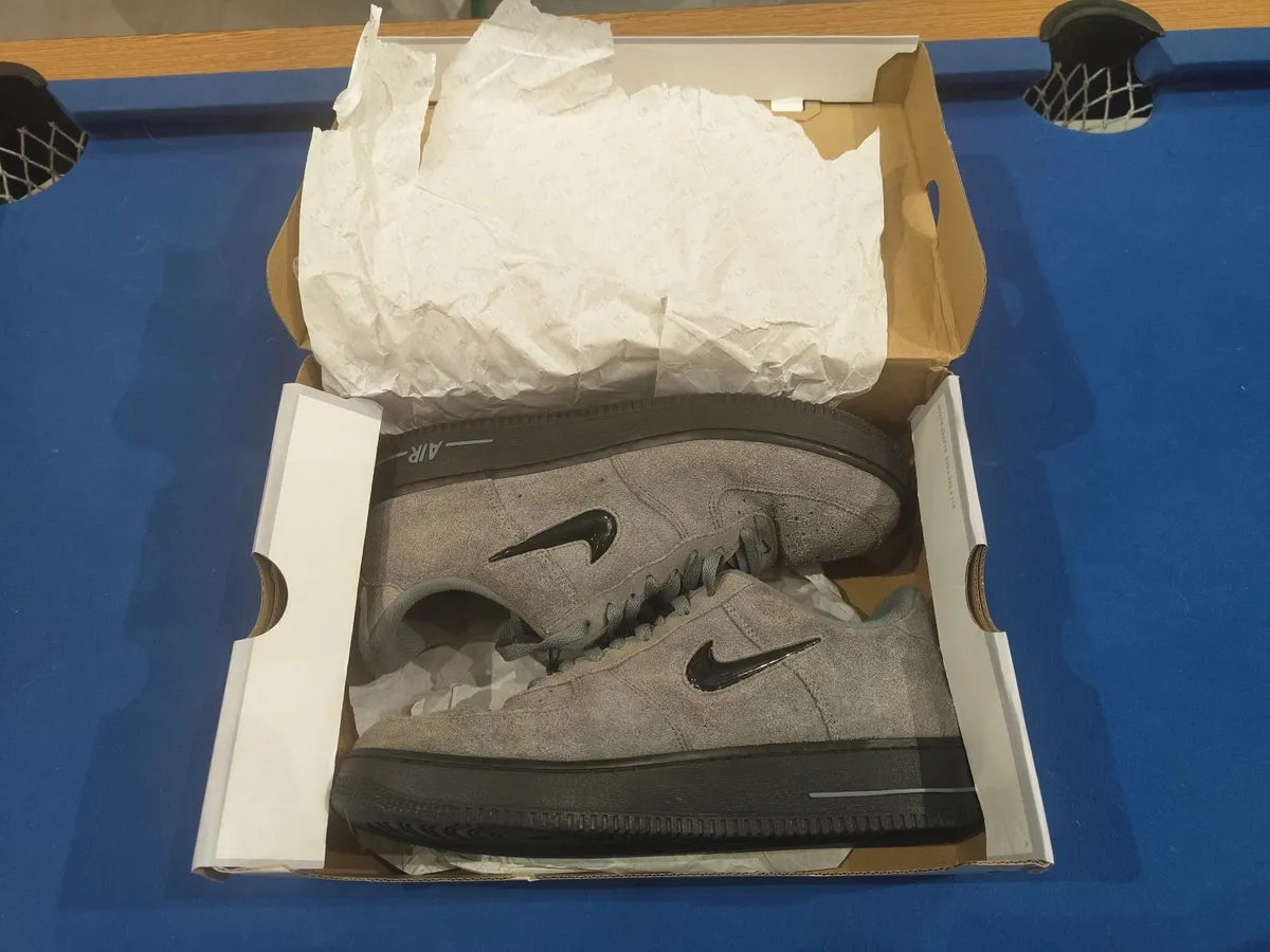 Nike air force 1 - Image 1