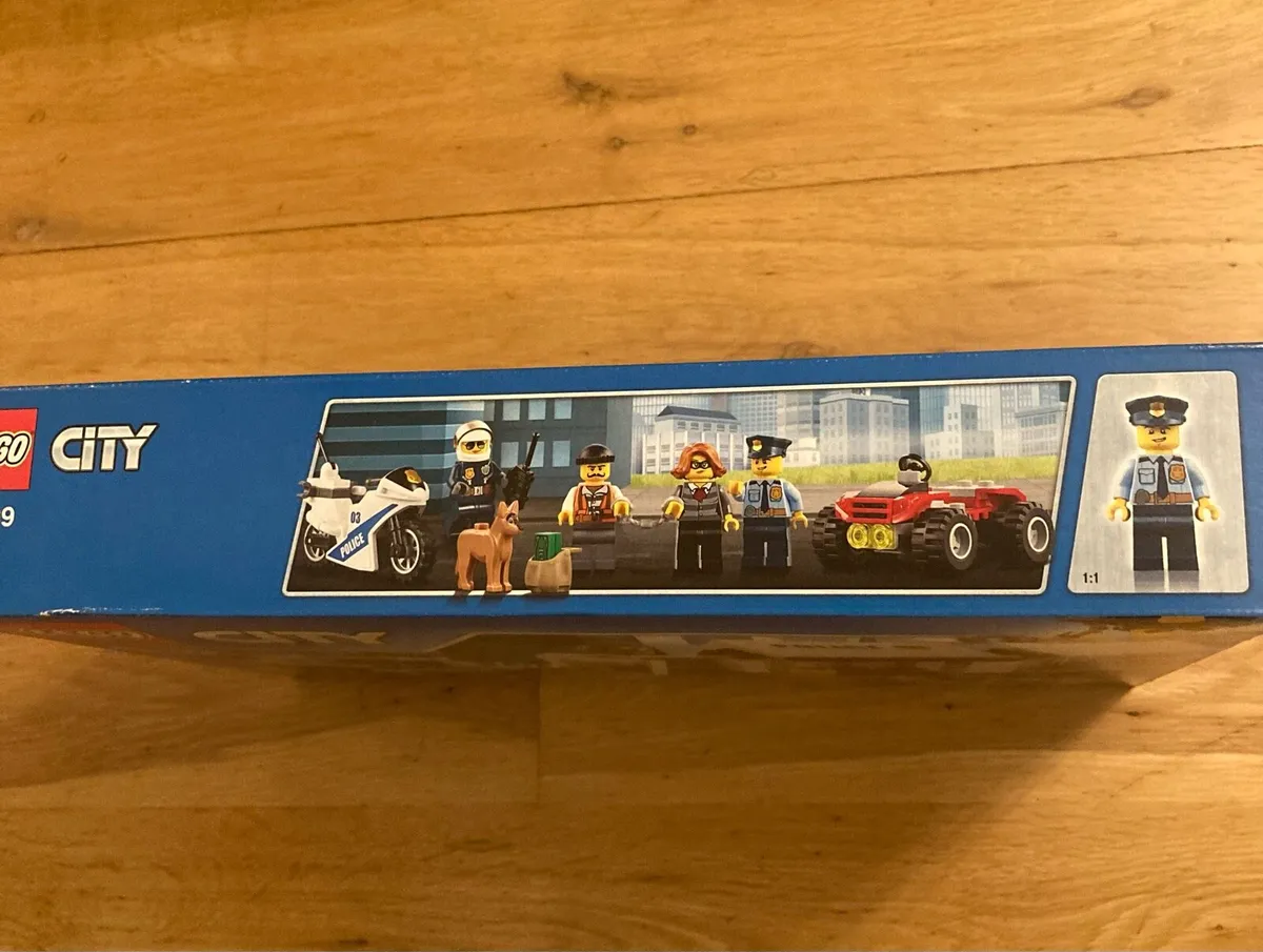 Lego City Police Set  - 60139 - Image 2