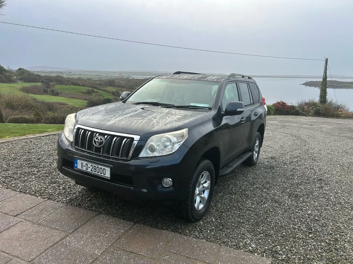 Toyota landcruiser 2011 - Image 1