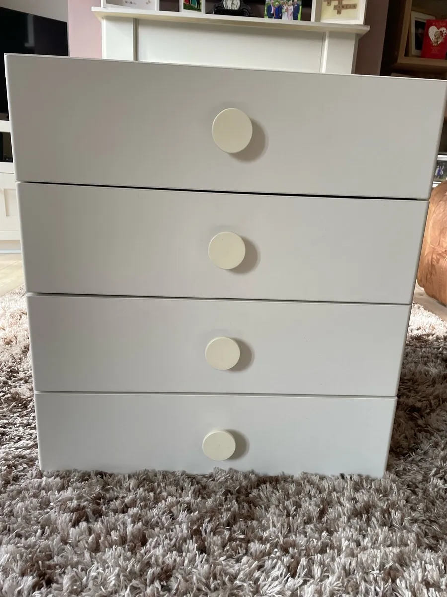 Chest of drawers IKEA - Image 1