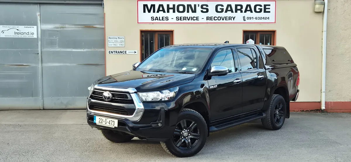 Toyota Hilux 2022 SR5 2.4 Man Plus Vat - Image 1