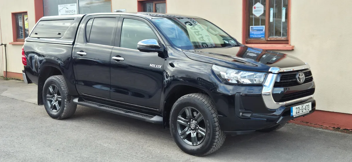 Toyota Hilux 2022 SR5 2.4 Man Plus Vat - Image 3