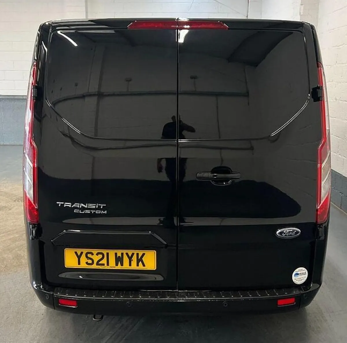 2021 Ford Transit Custom Panel Van - Image 4