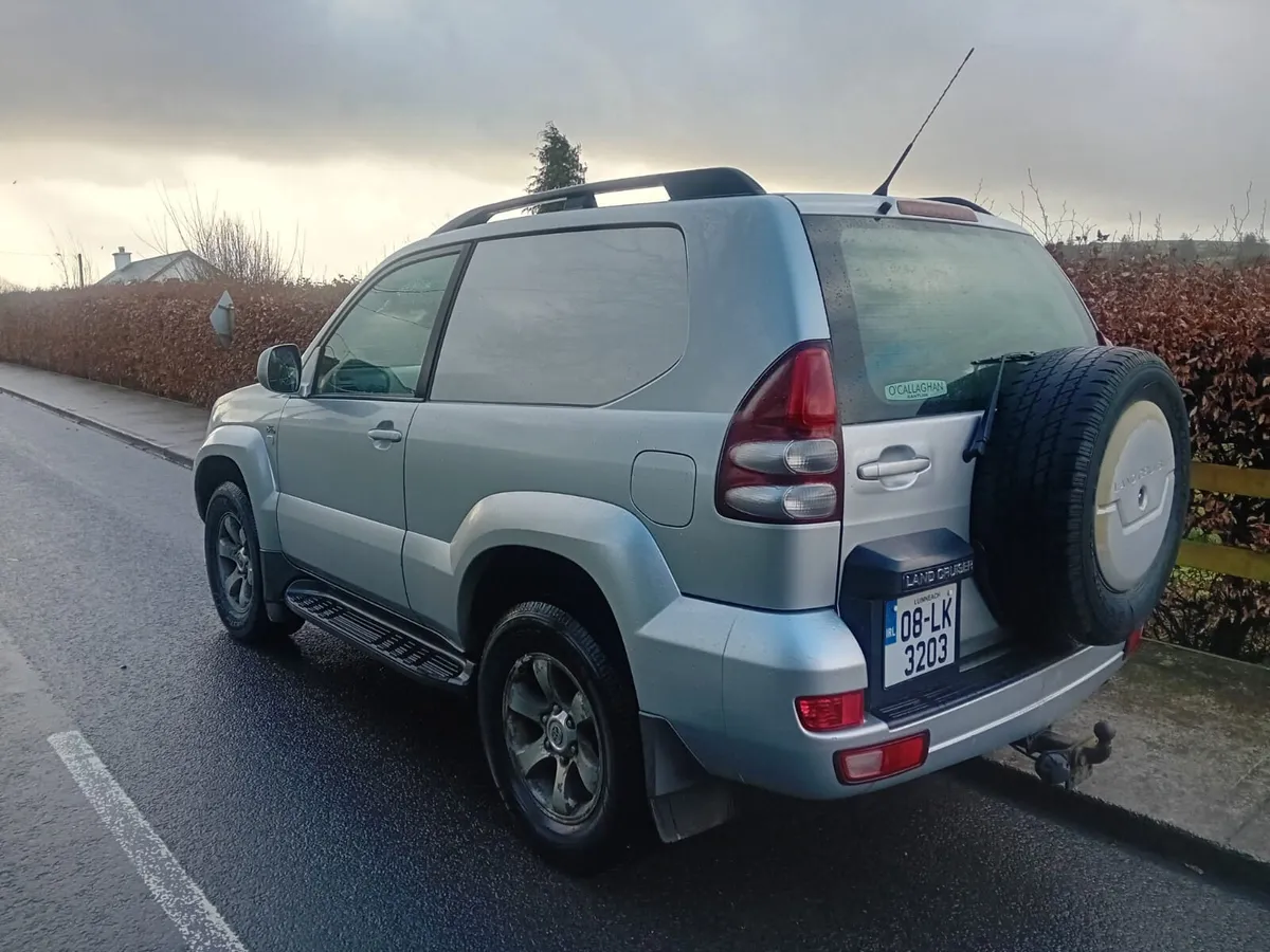 Toyota Land Cruiser 2008 - Image 2