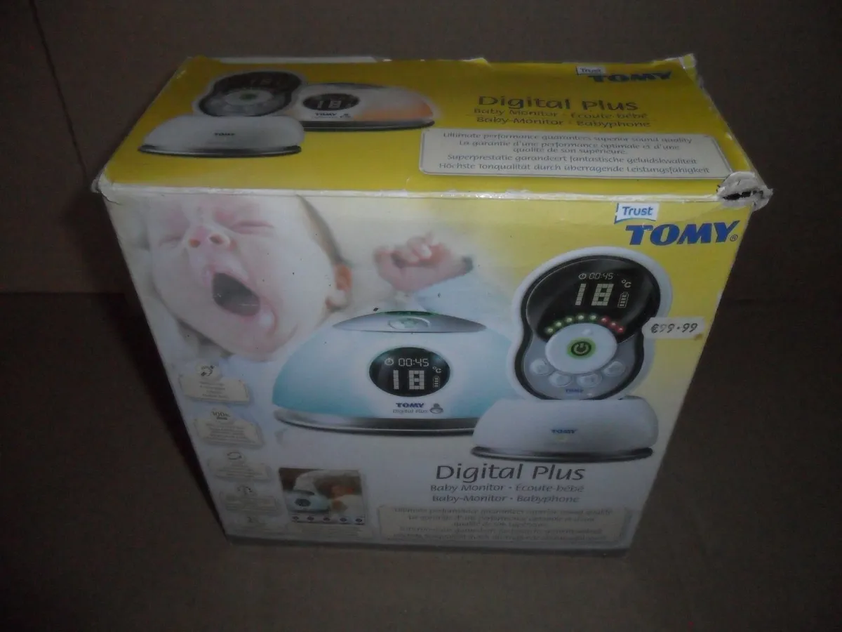 Tomy 71029 Digital Plus Baby Monitor - Image 1