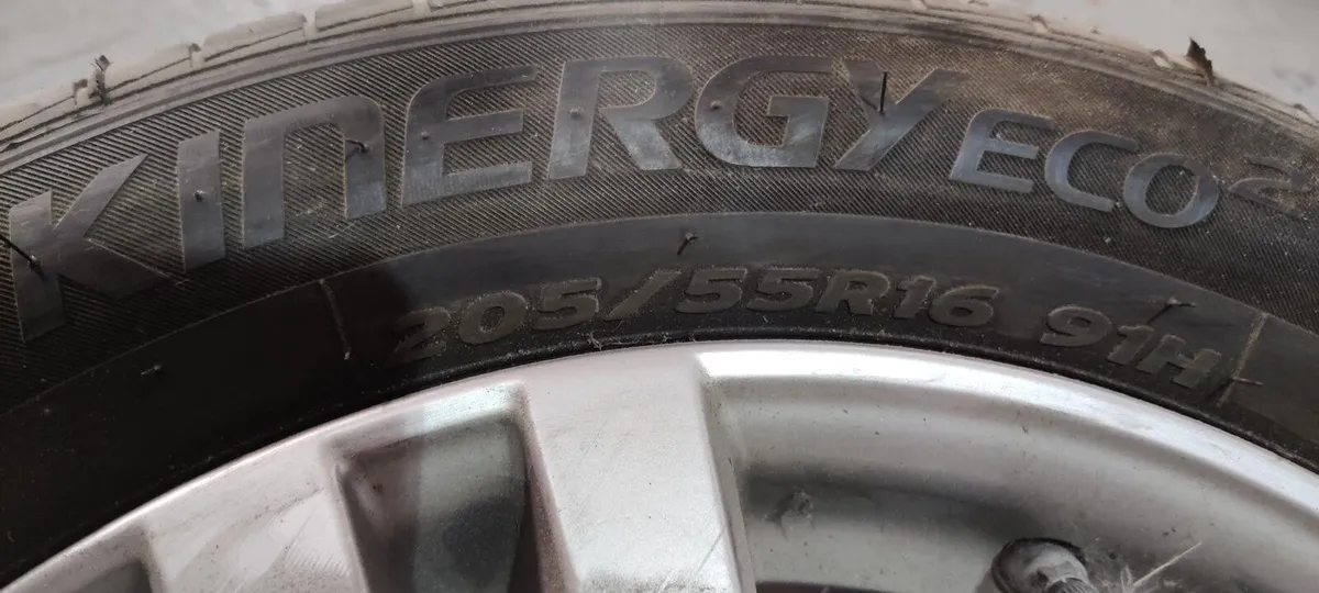Hankook tyres - Image 1