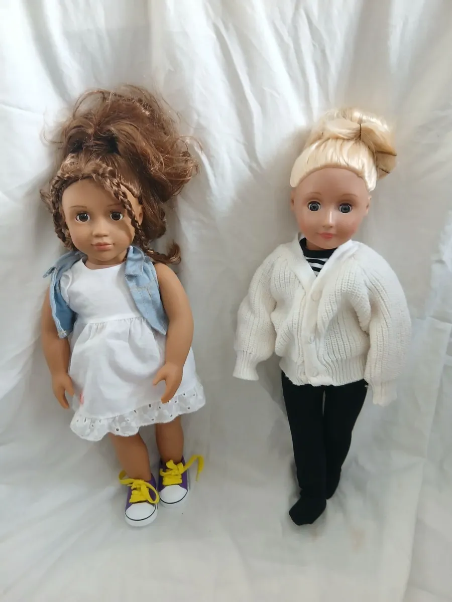 Generation Dolls - Image 1