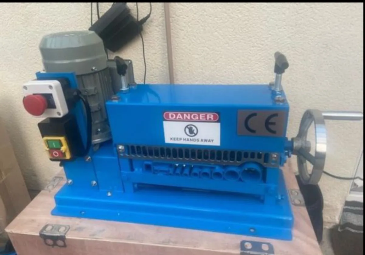 NEW WIRE Stripping Machine 1mm-40mm 220v - Image 1