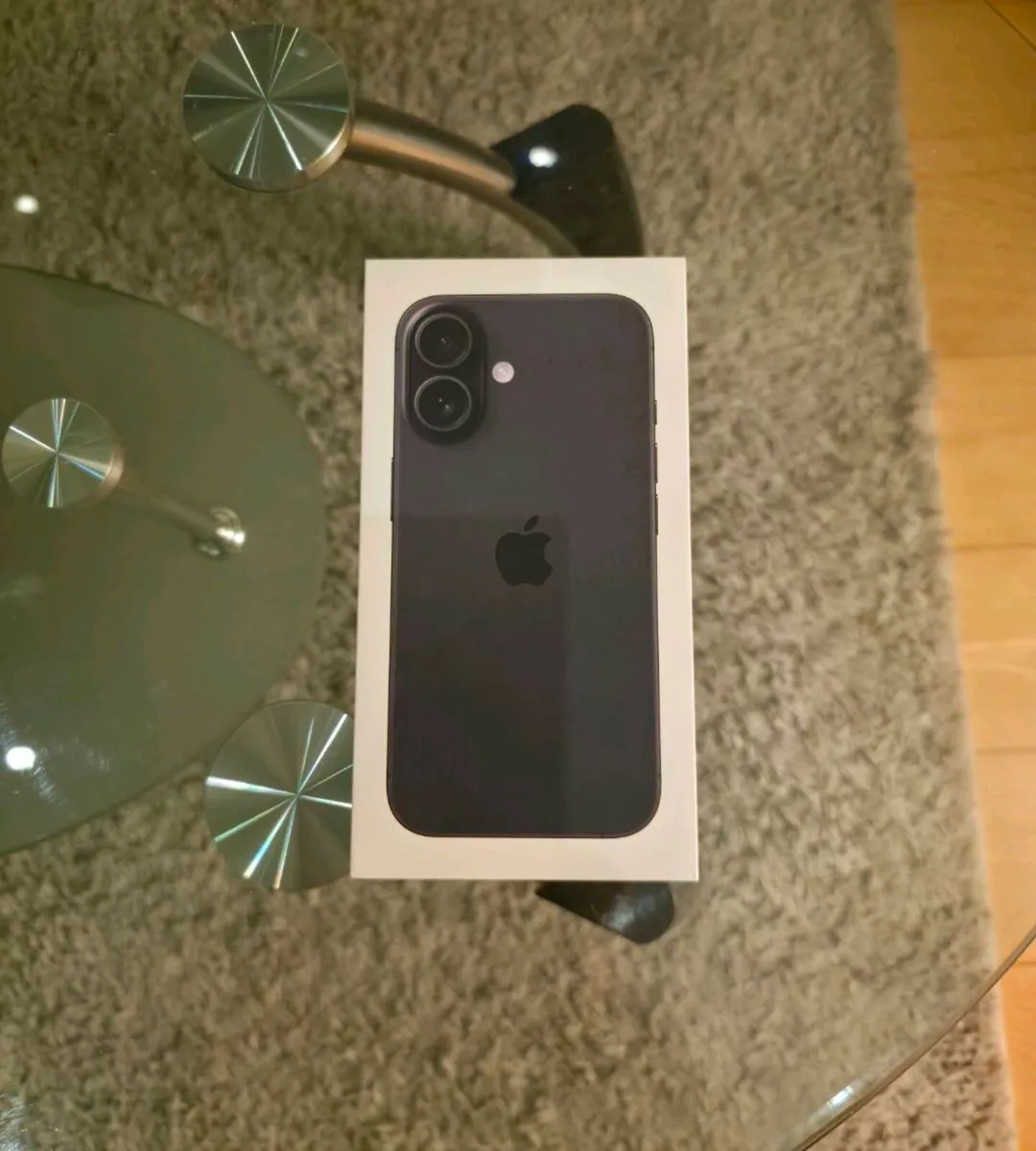 Apple Iphone 16 128GB IRISH - Image 1