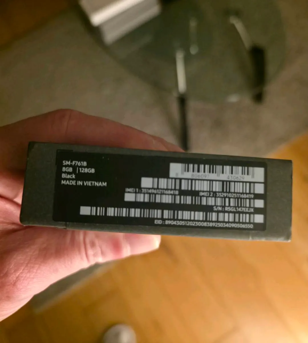 Samsung Galaxy Z Flip 7 FE 128GB IRISH - Image 3