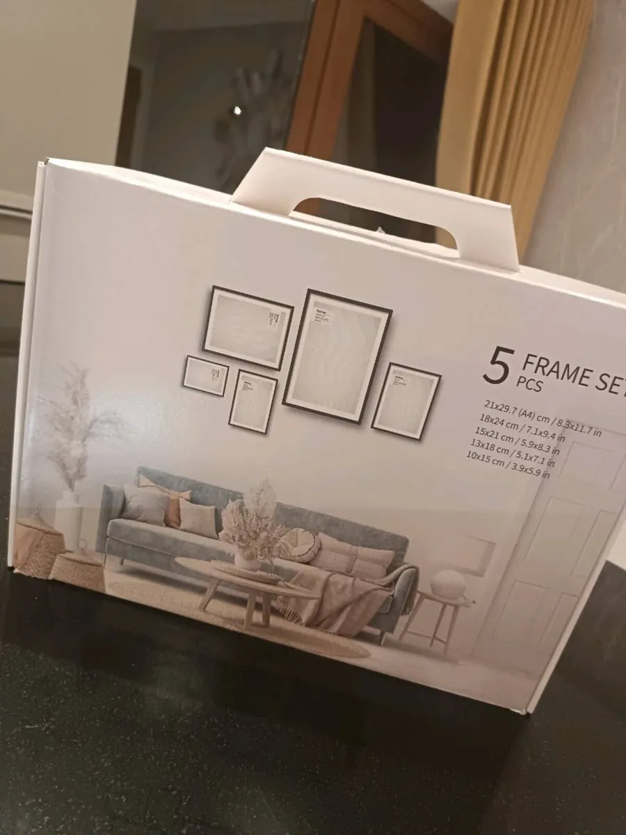 Photo frames - Image 1