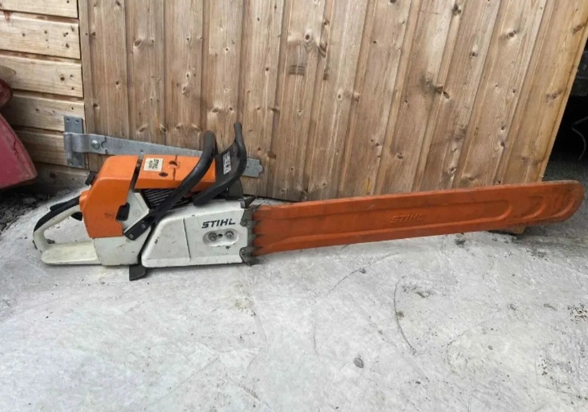Chainsaw - Image 2