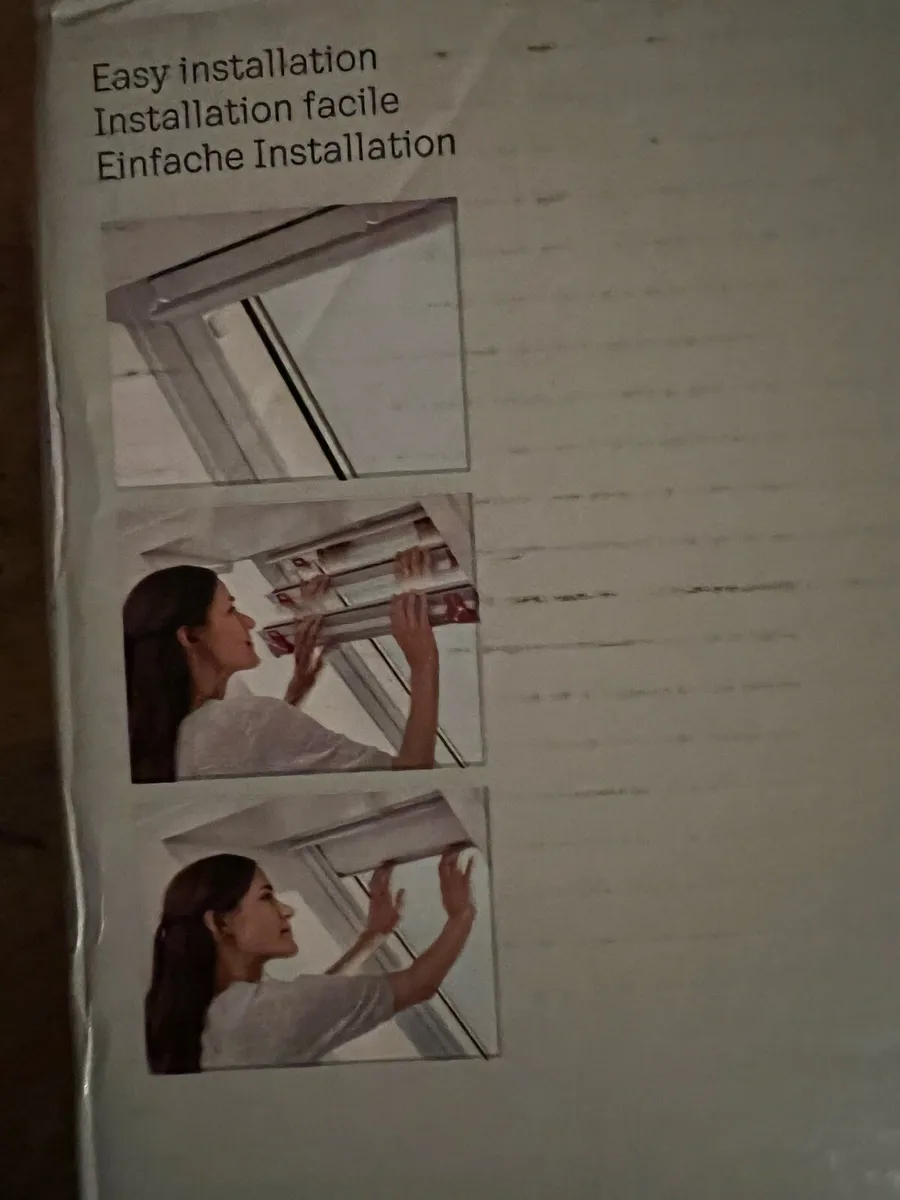 Velux solar powered blind - Image 4