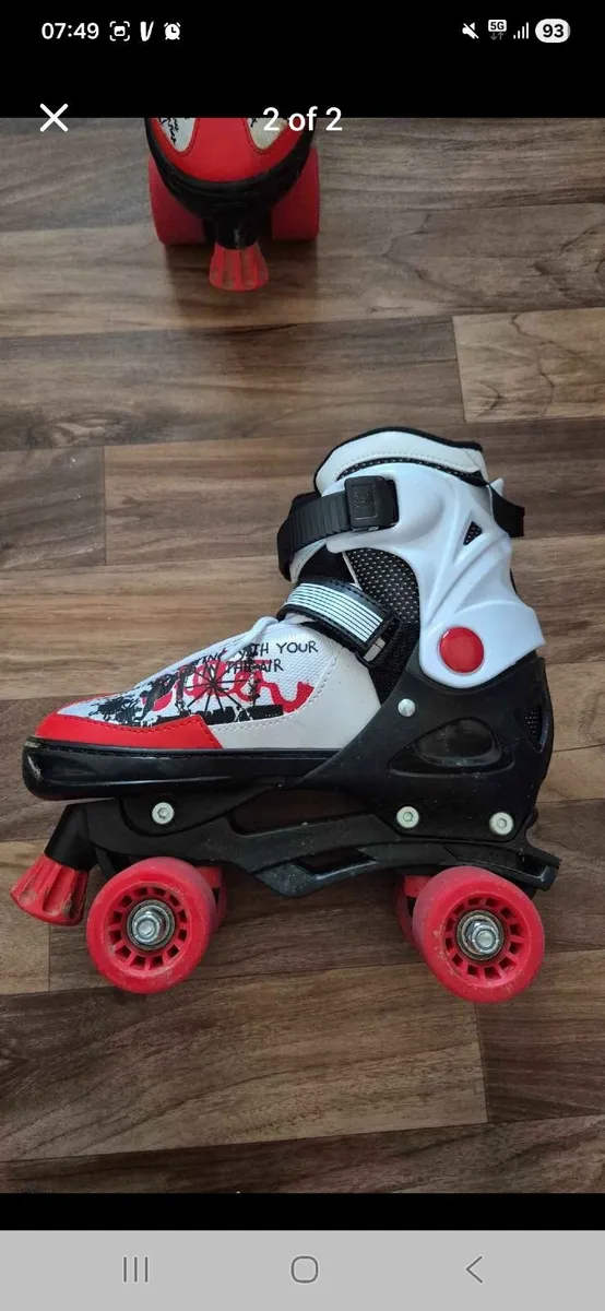 Roller skates - Image 1