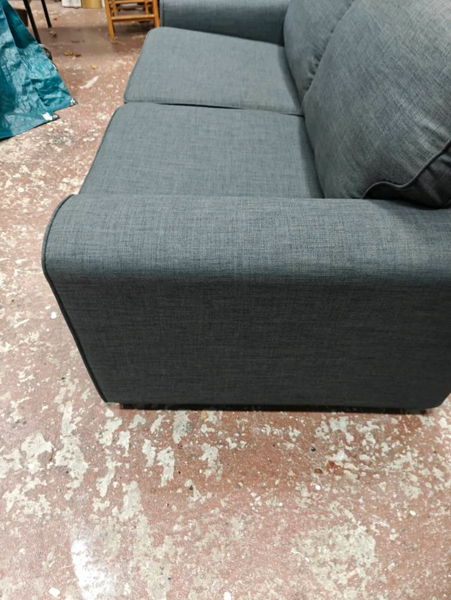 Sofa - Image 3
