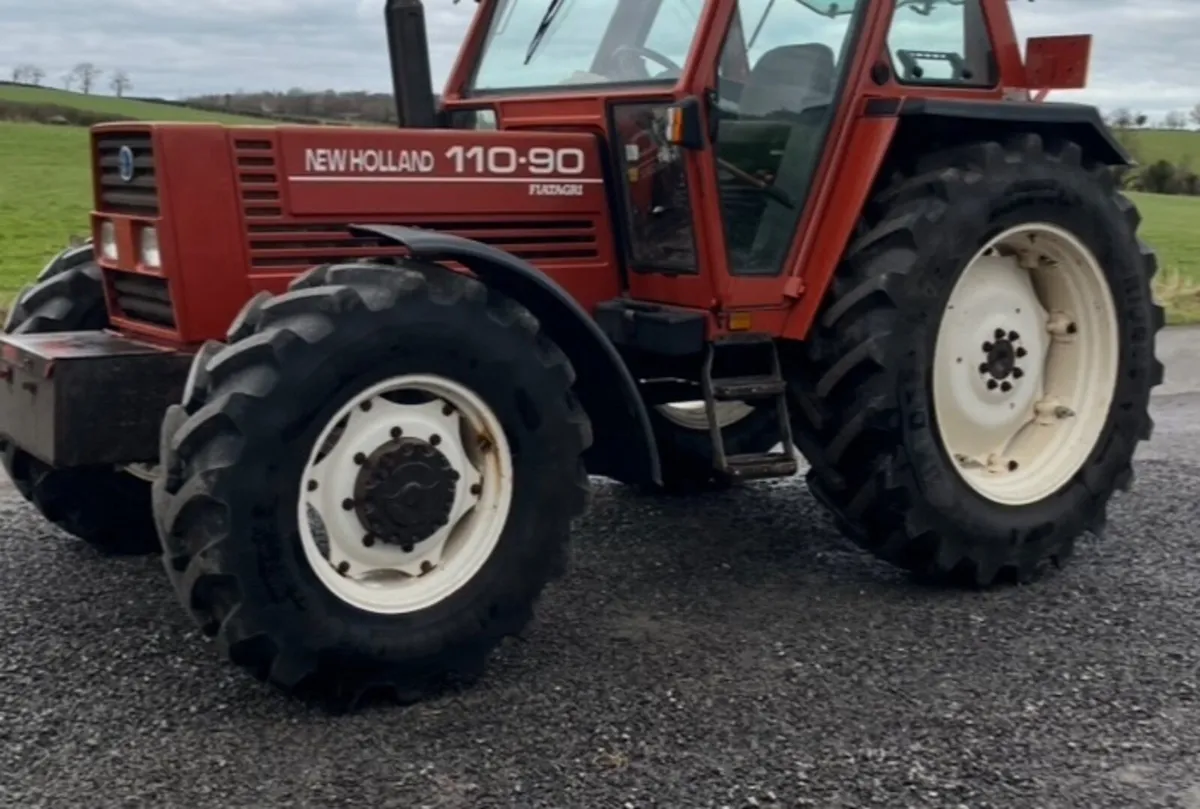 AS NEW BRIDGESTONE TRACTOR 420/85 38 380/85 24 - Image 1