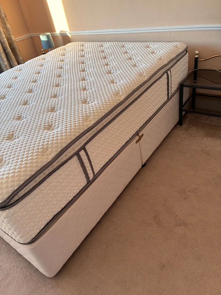 King bed with brand new quality mattress - Image 1