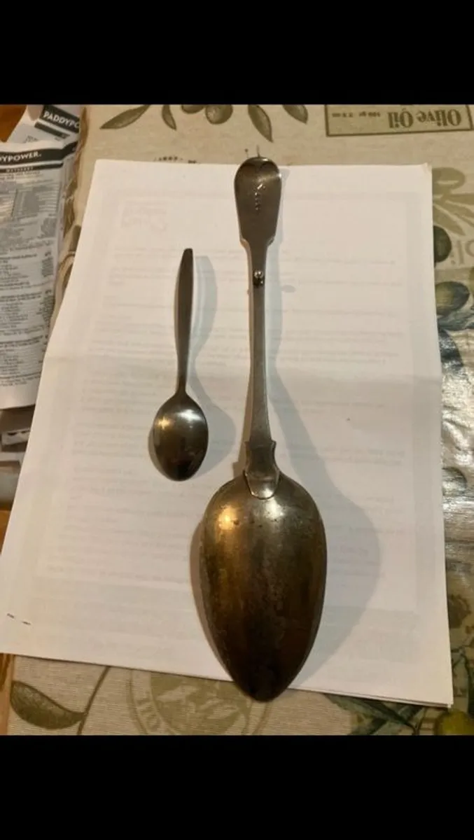 Very large sterling spoon made in 1817. - Image 1