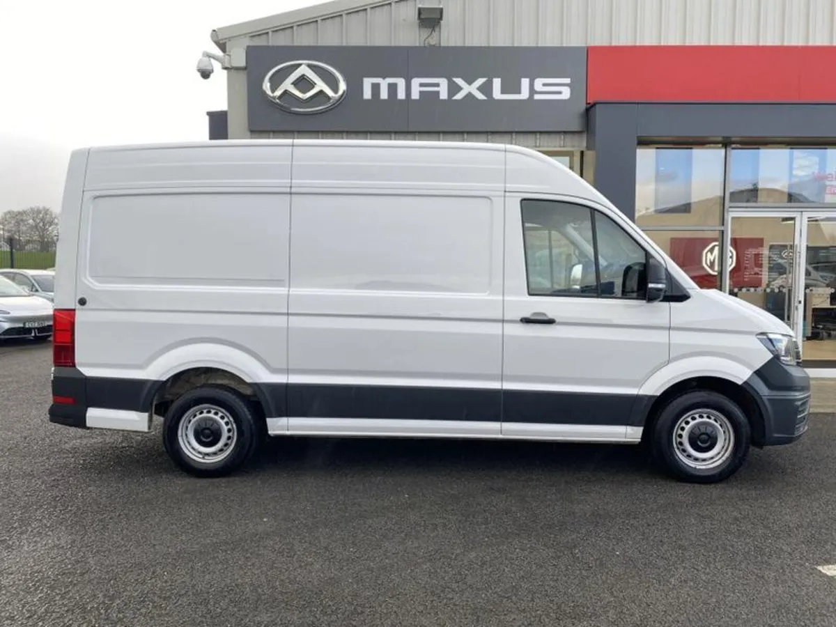 Volkswagen Crafter CR35 MWB  FWD 2.0 TDI 140PS Tre - Image 4