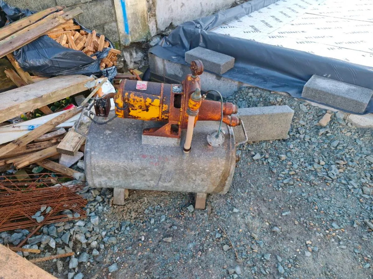 Water pump - Image 1