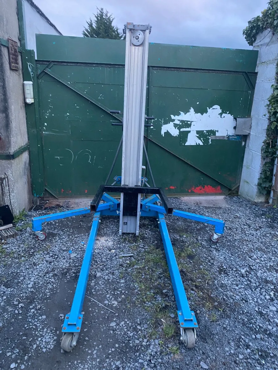 Genie SLA25 SUPER-ADVANTAGE  LIFT - Image 4