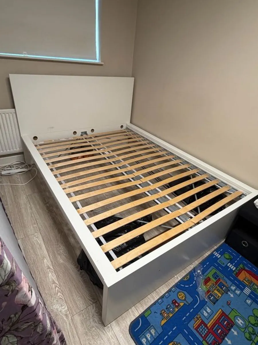 double bed - Image 1