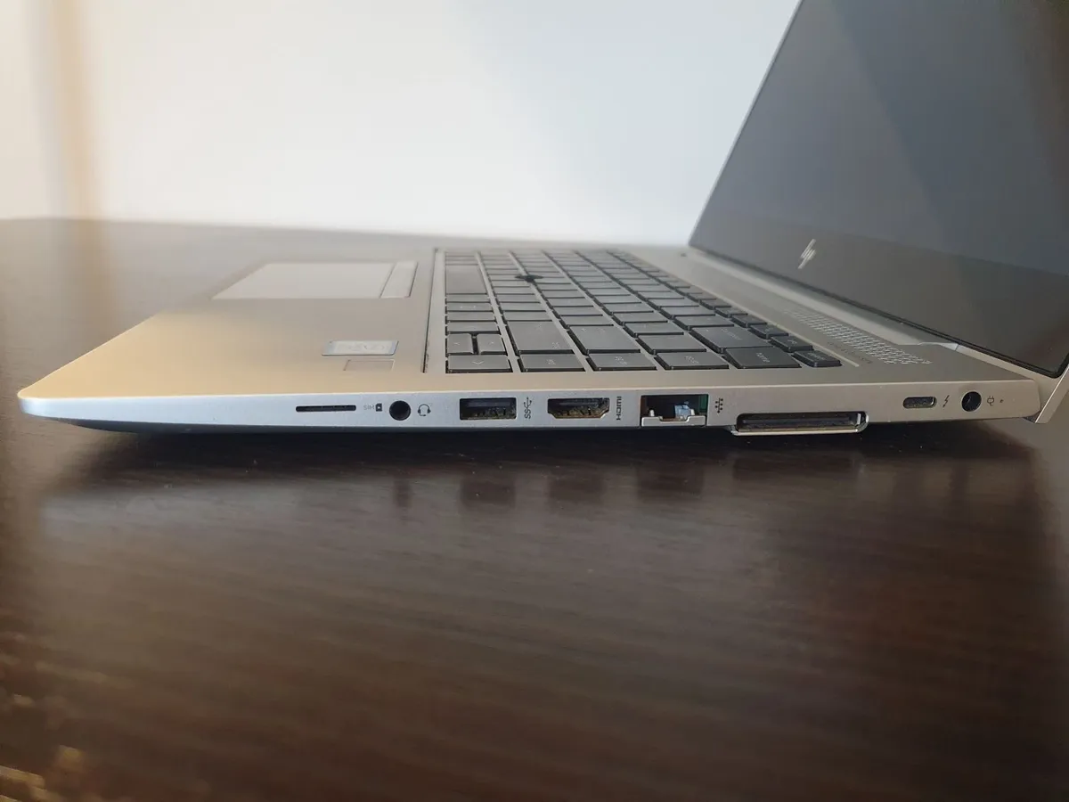 HP Laptop - Intel i5 + 8GB + 256GB - Image 4