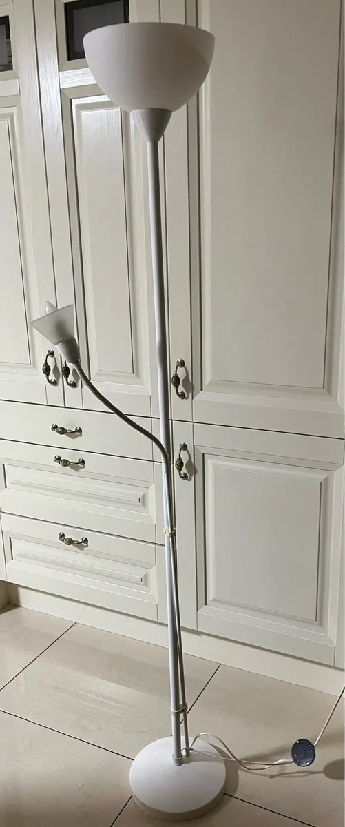 Floor Lamp (Uplighter) with flexible reading light - Image 1