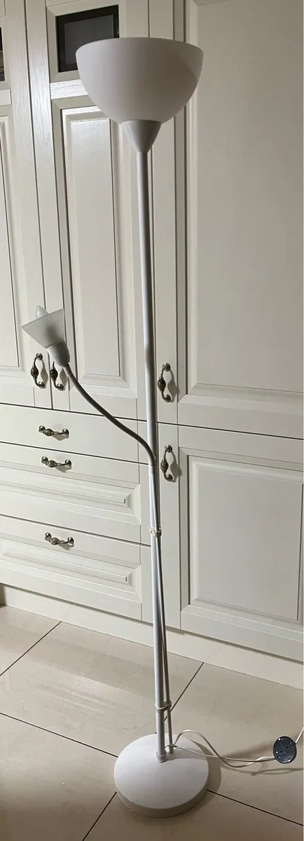 Floor Lamp (Uplighter) with flexible reading light - Image 2