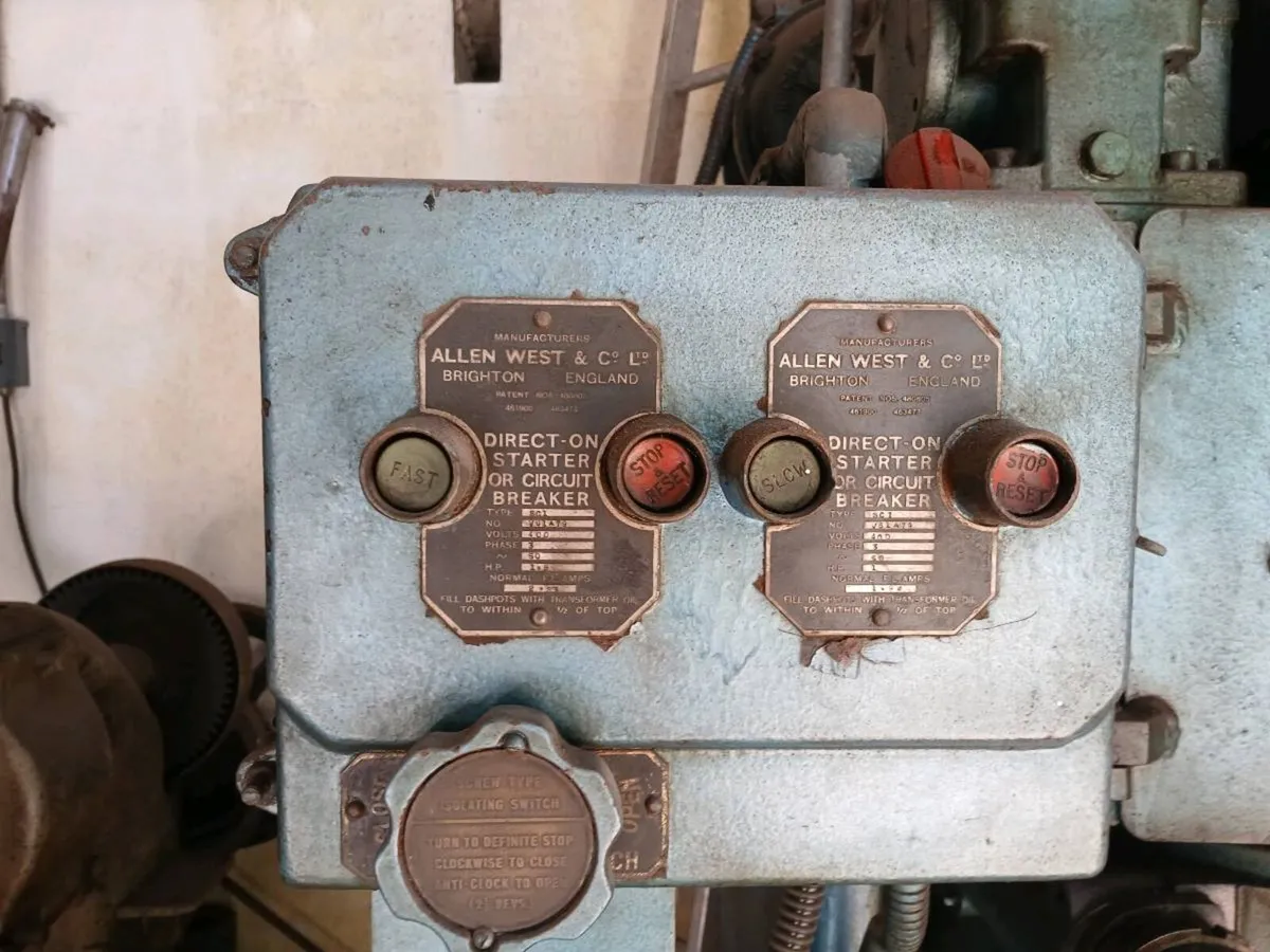 Sykes gear cutting machine - Image 3