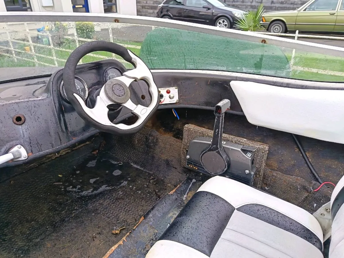 Speed Boat - Image 4