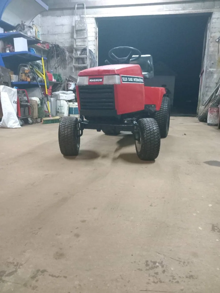 Case tractor - Image 2