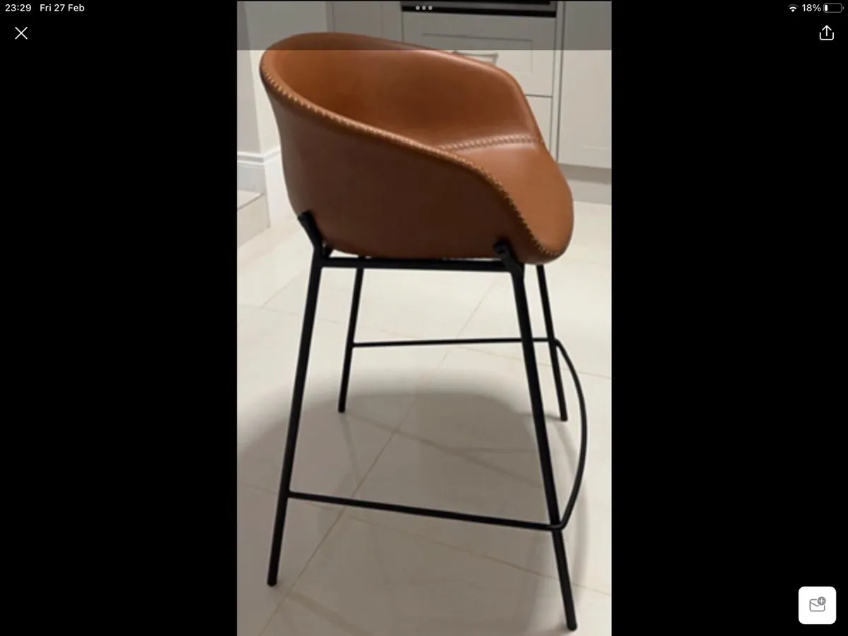 4 x Kitchen Kave Island Stools - Brand New