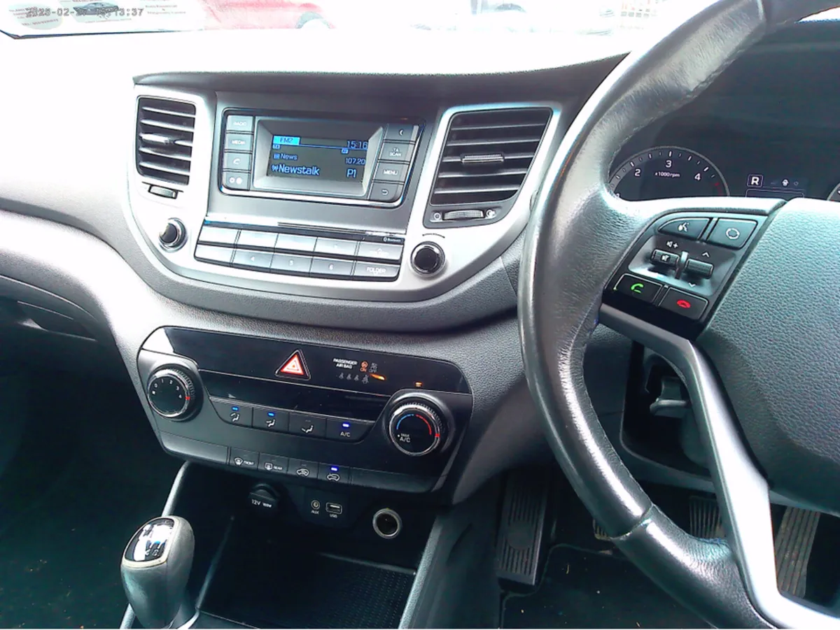 Hyundai Tucson COMFORT COMMERCIAL 4DR - Image 2