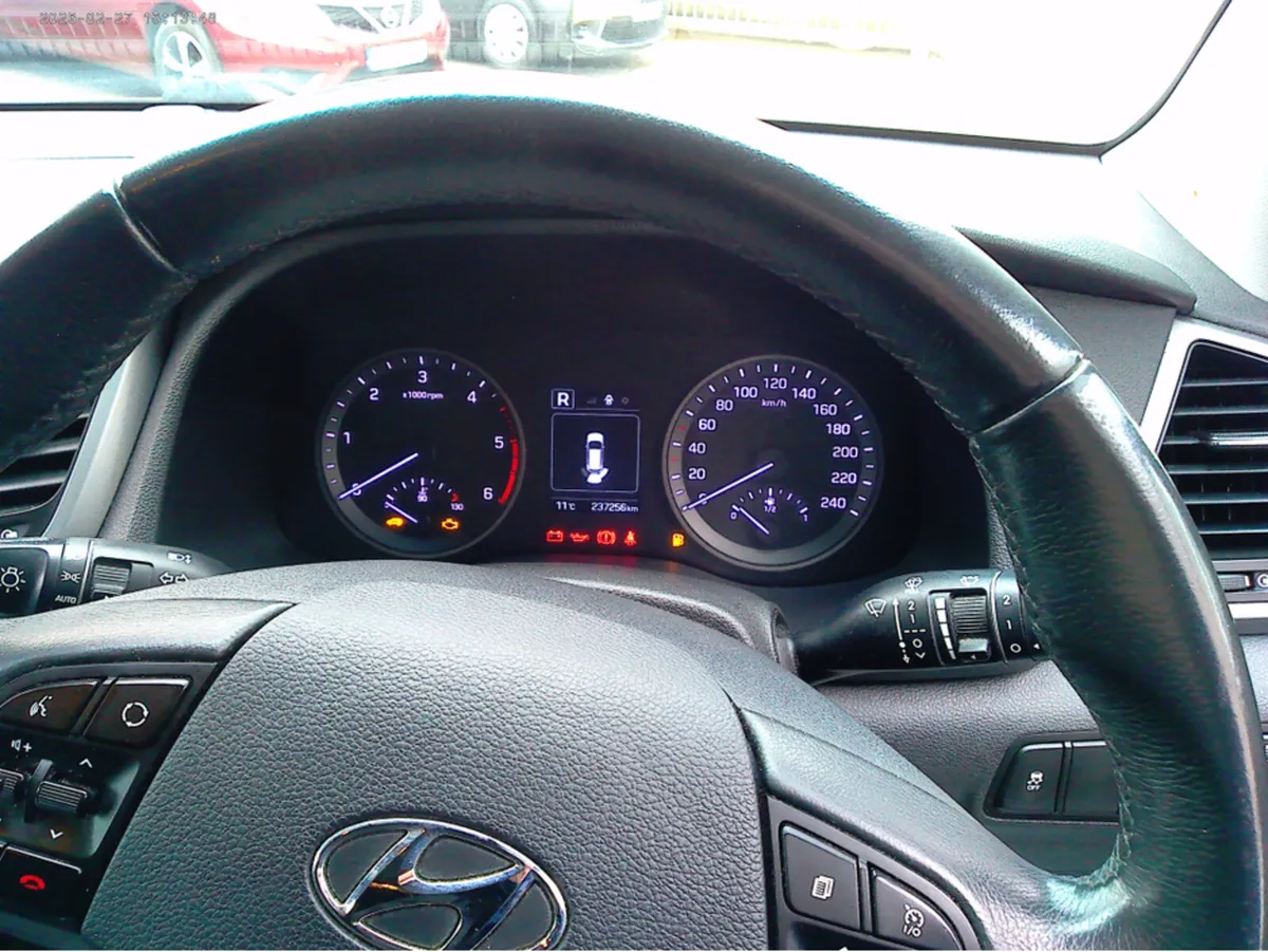 Hyundai Tucson COMFORT COMMERCIAL 4DR - Image 3
