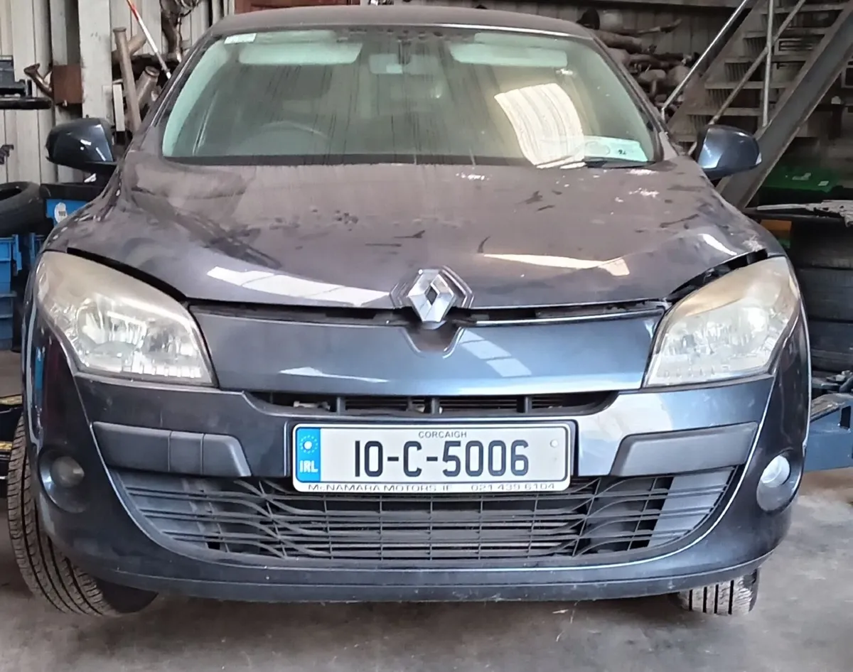 Renault Megane 2010 1.5dci for breaking - Image 1
