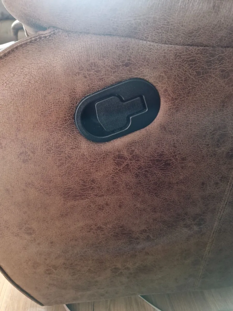 Couch three piece - Image 3