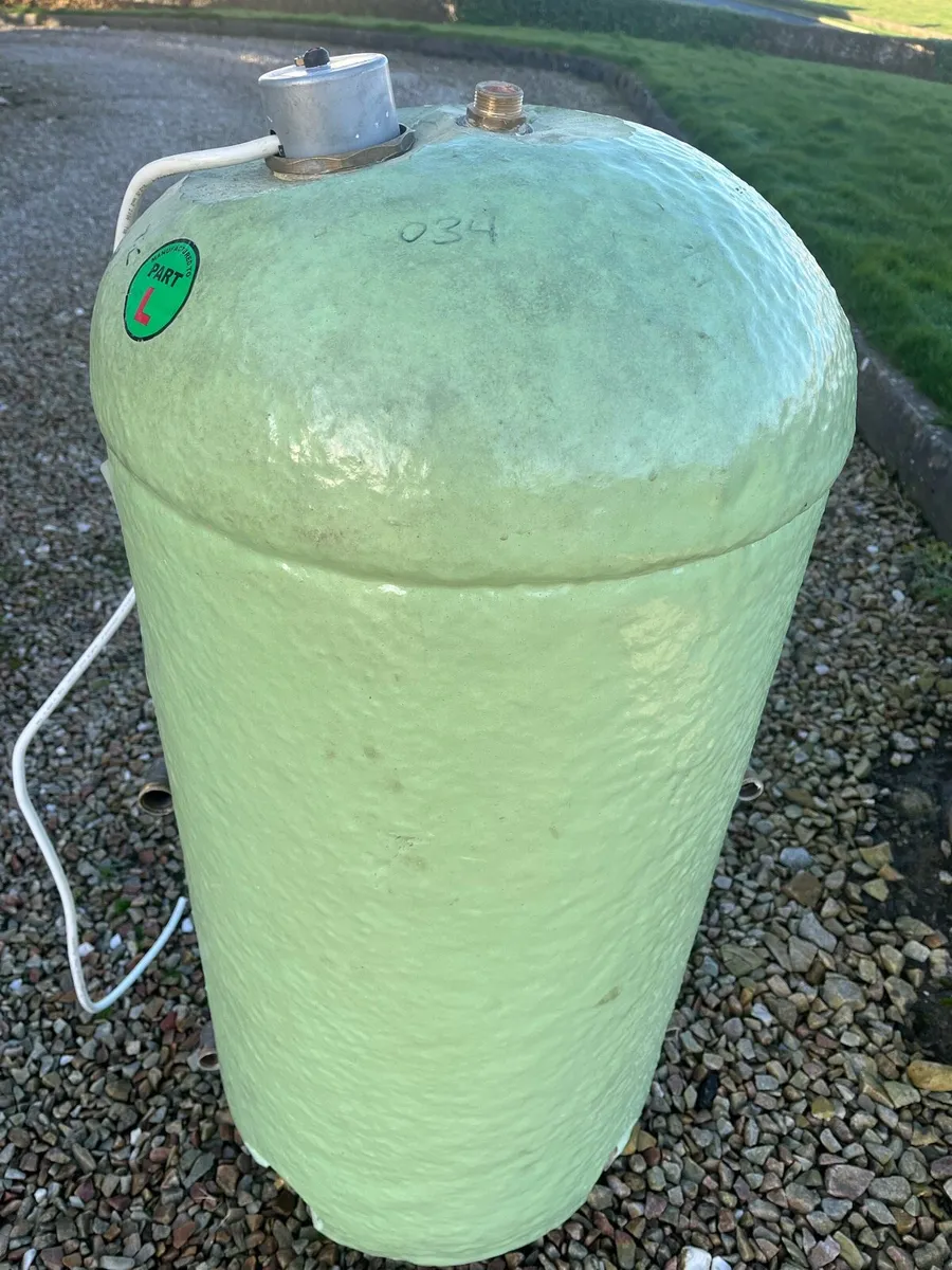 Twin coil copper cylinder - Image 2