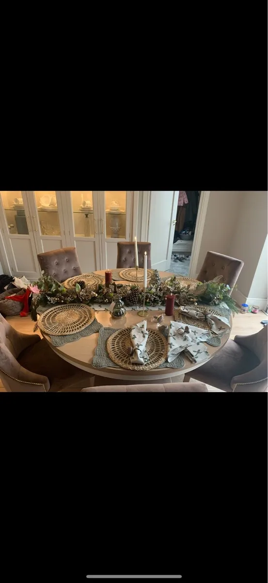 Bespoke Ventura Harlow Table - Image 2