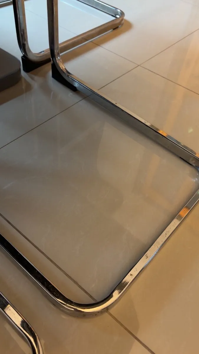 Dining Table - Image 4