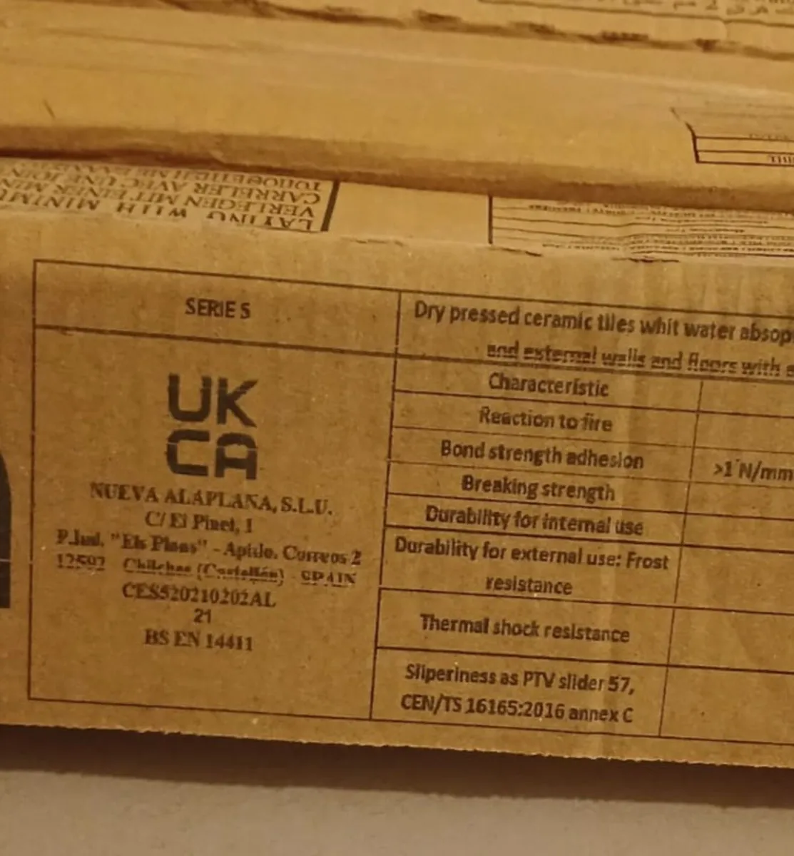 Bathroom floor tiles - Image 4