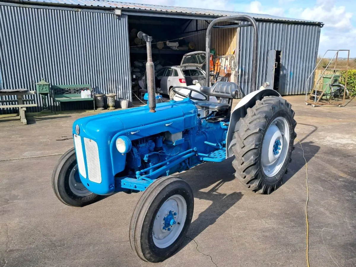 Ford Dexta - Image 1