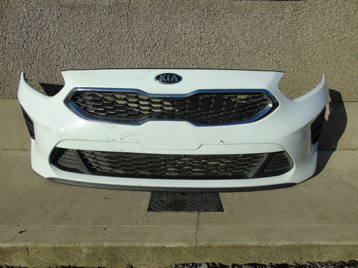 kia ceed front bumper 2019-24 model BARGAIN - Image 3