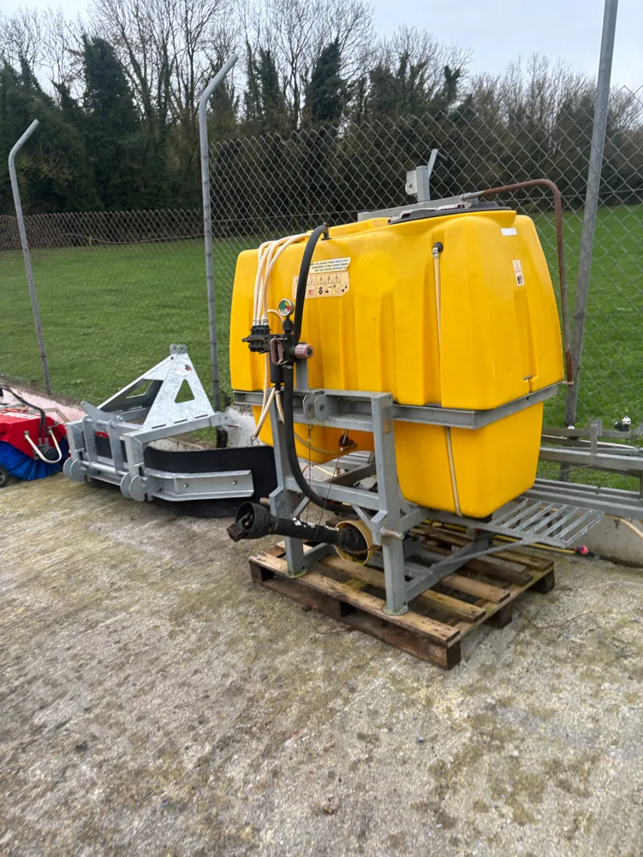 POLMARK 600 ltr SPRAYER - Image 3
