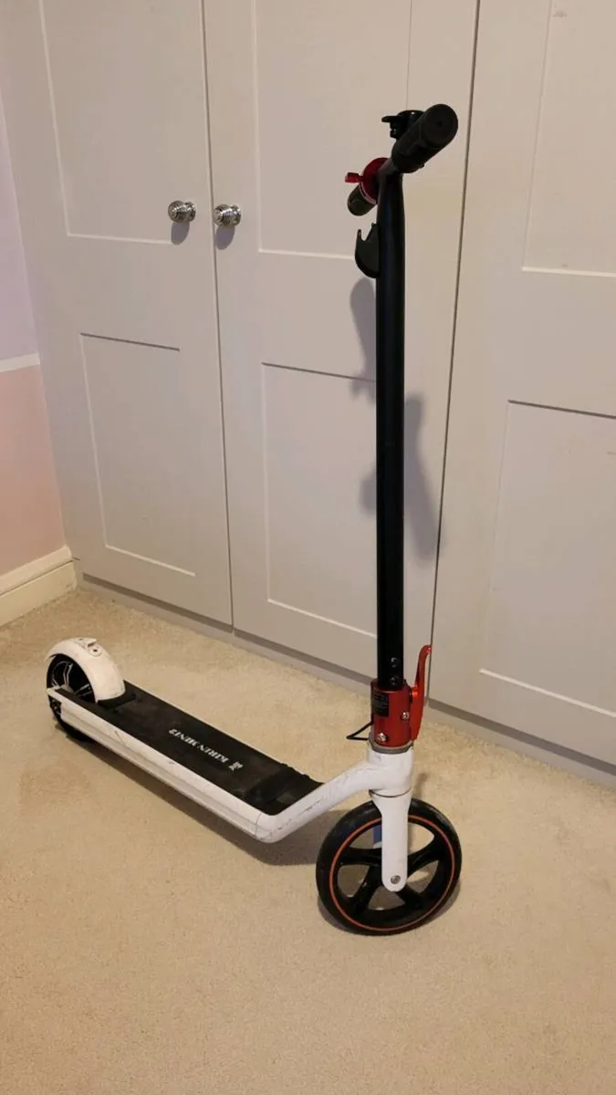 Scooter - Image 2