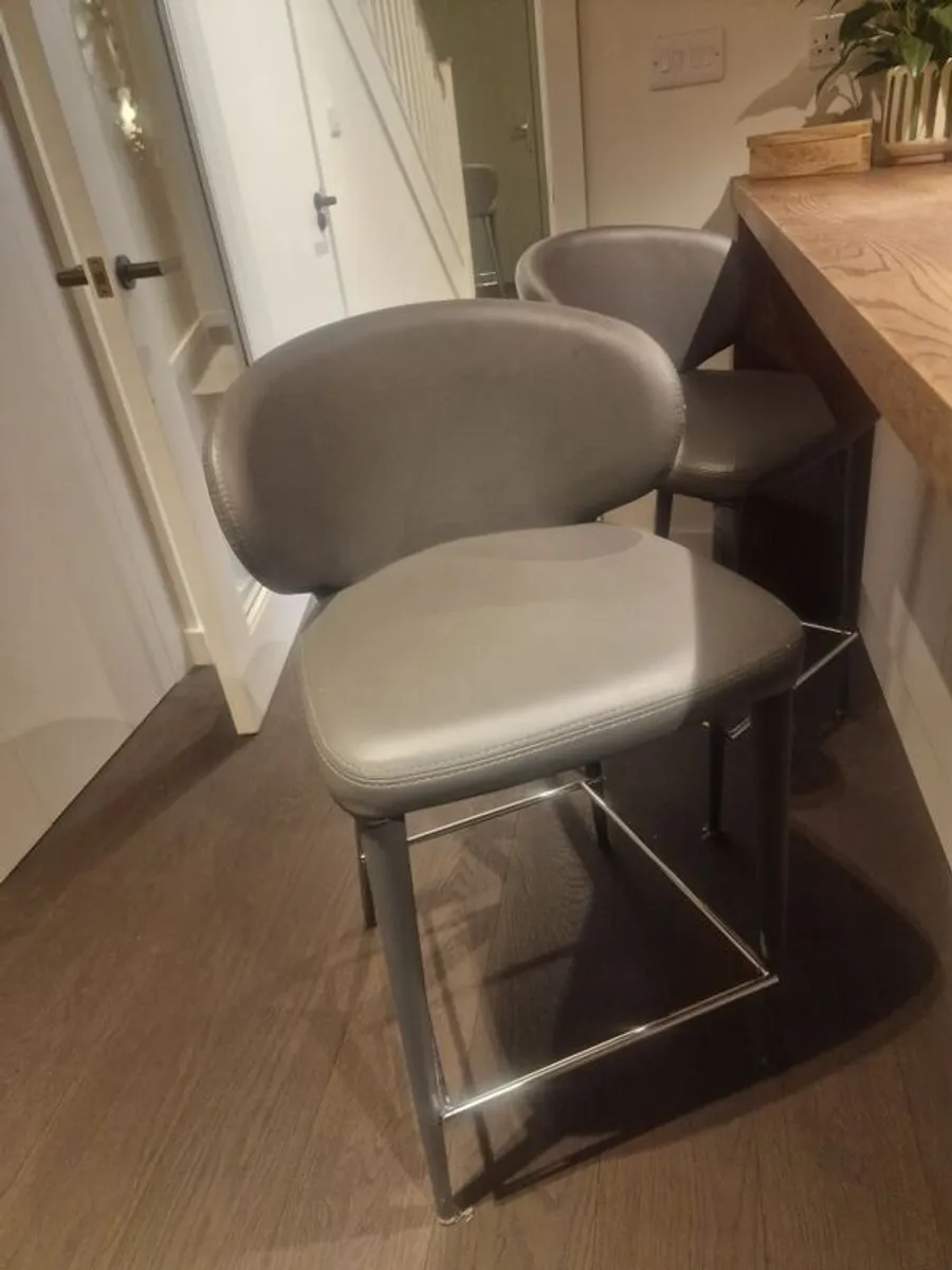 Bar stools - Image 4