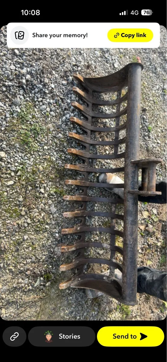 4 foot riddle rake bucket ,35mm pins - Image 1