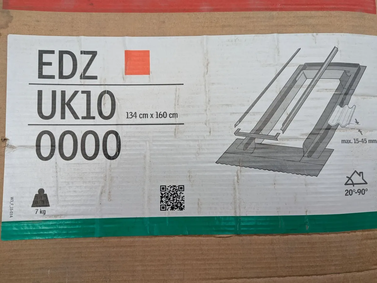 VELUX roof window - Image 1